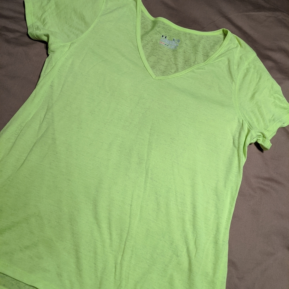 Under Armour Tshirt
